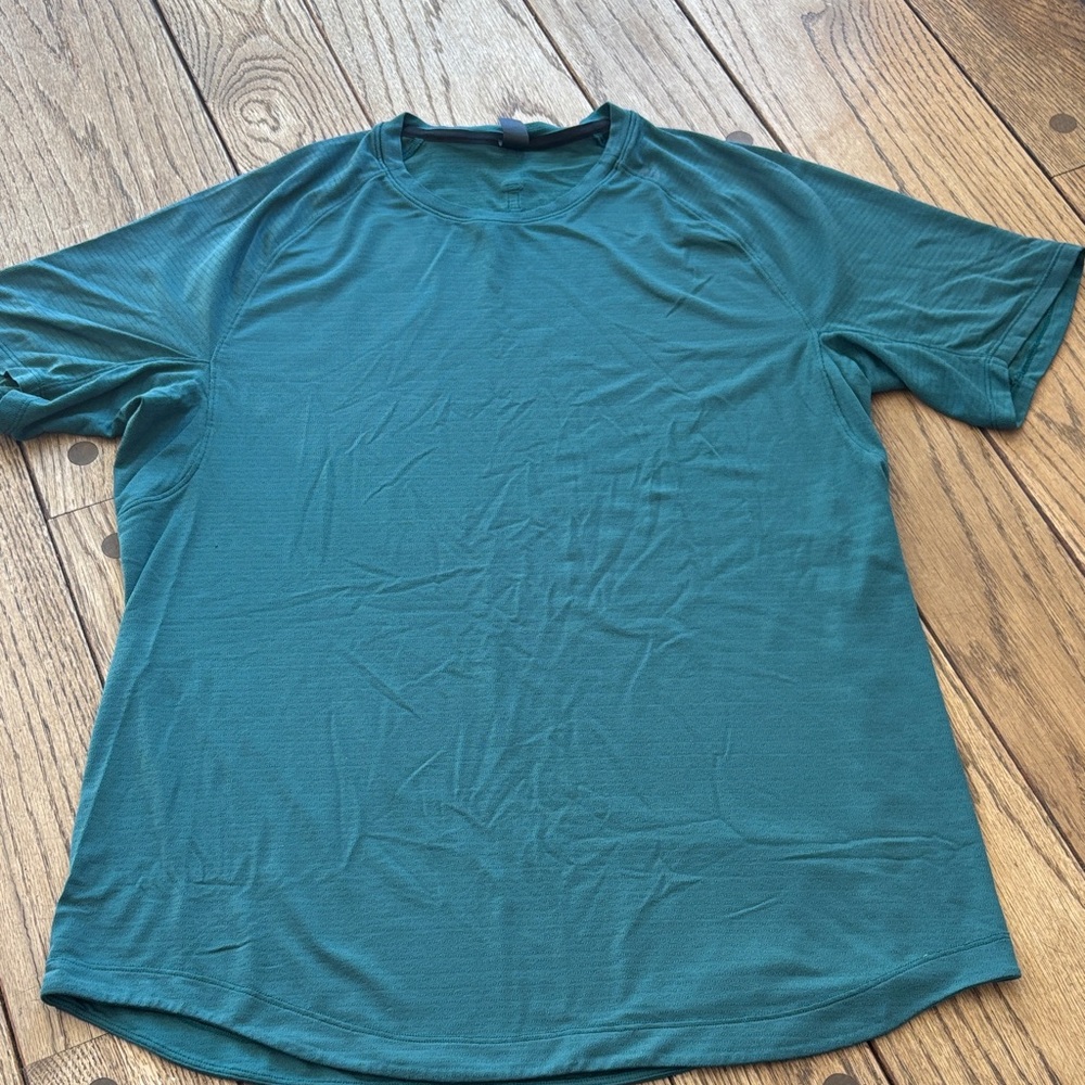 lululemon athletica Teal Short Sleeve Tee